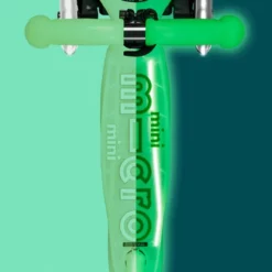 Mini Micro Deluxe Glow LED Plus Icy Lime: Trittbrett bei Tag und Nacht